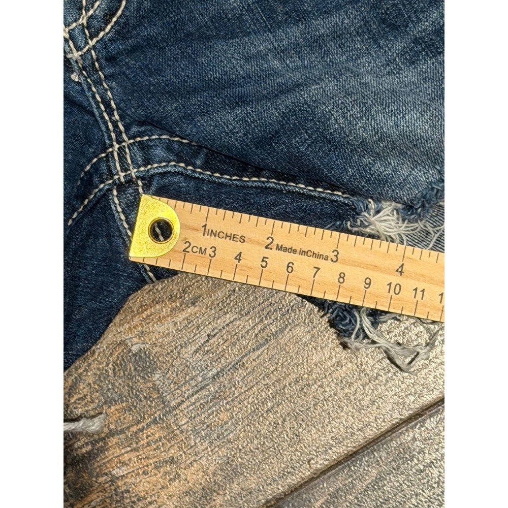Miss Me Angel Wings Cross Bling Distressed Denim Low Rise Y2K Bermuda Shorts 25 - Picture 7 of 11